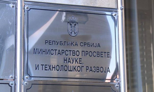 Leváltották az igazgatónőt, mert eltitkolta az iskolai erőszakot