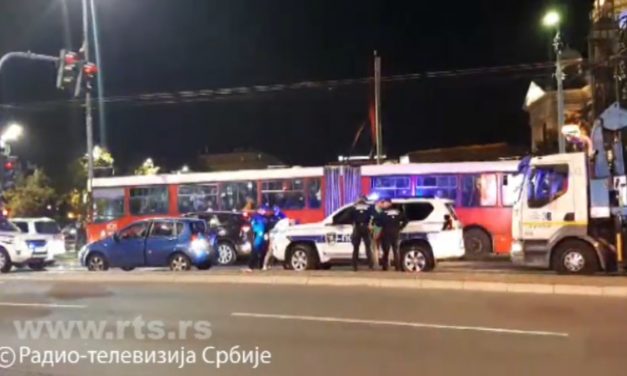 Rendőrségi akció a parlamentnél – Két személyt őrizetbe vettek