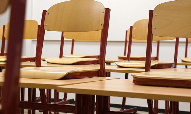 Az iskolákban külön helyiséget hoznának létre a fegyelmezetlen diákok számára