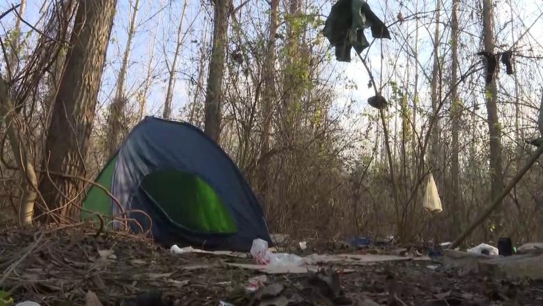 Illegális sátortáborokat számoltak fel Magyarkanizsán