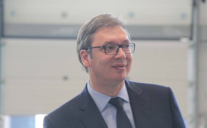 Vučićot kiengedték a kórházból