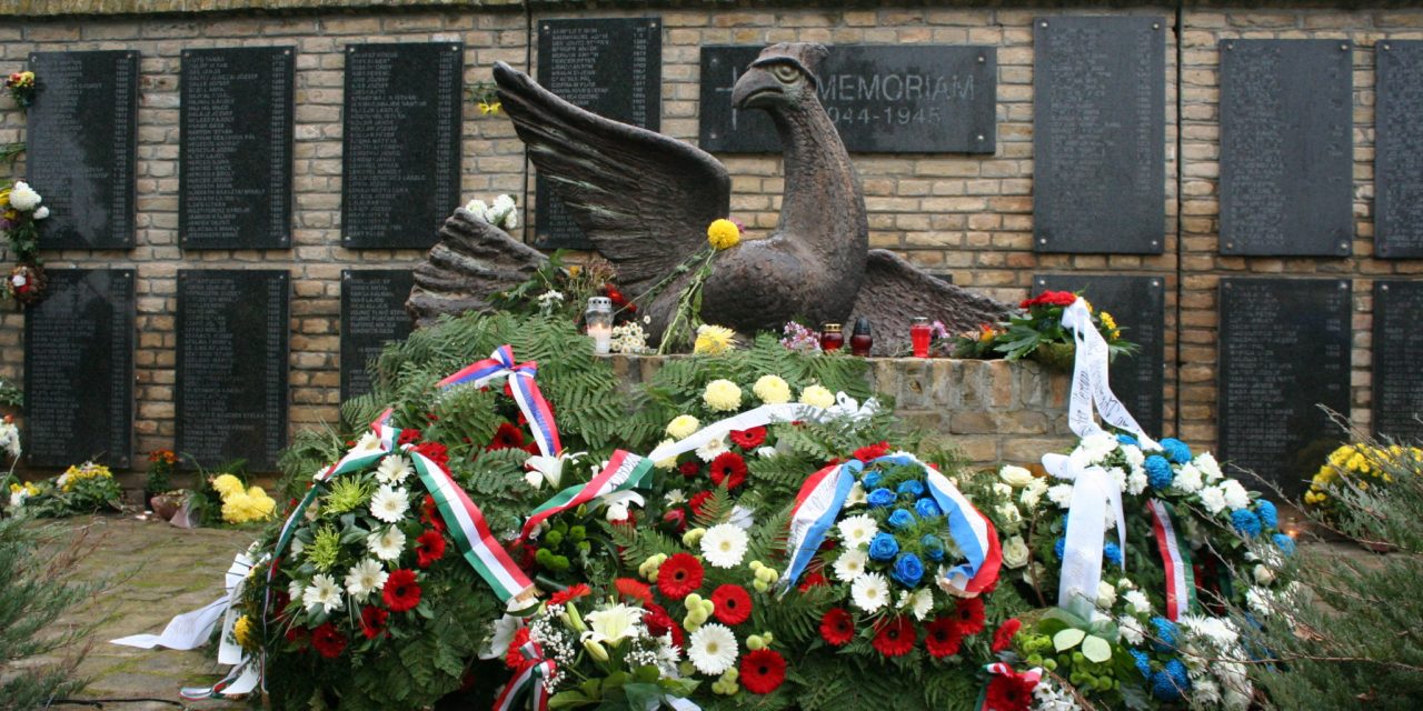 <span class="entry-title-primary">Még hat táblára van szükség, hogy minden név felkerüljön</span> <span class="entry-subtitle">Az ártatlan áldozatokra emlékeztek a Vergődő madárnál</span>