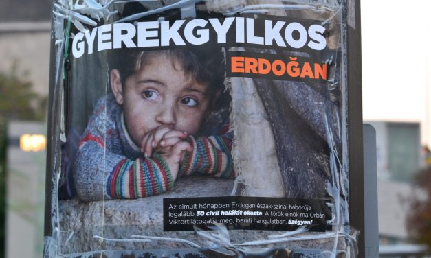 Erdoğan ellen tiltakoztak Budapesten