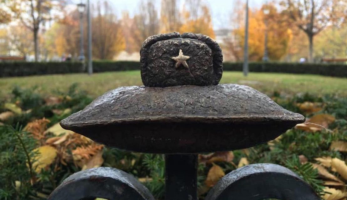 <span class="entry-title-primary">Szobordöntögetés magyar módra</span> <span class="entry-subtitle">Nem elég szétverni, a Dunába is kell dobni, amit gyűlölünk?</span>