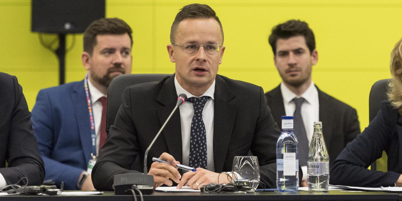 Szijjártó Péter: Magyarország 2024-ben űrhajóst kíván küldeni az űrbe