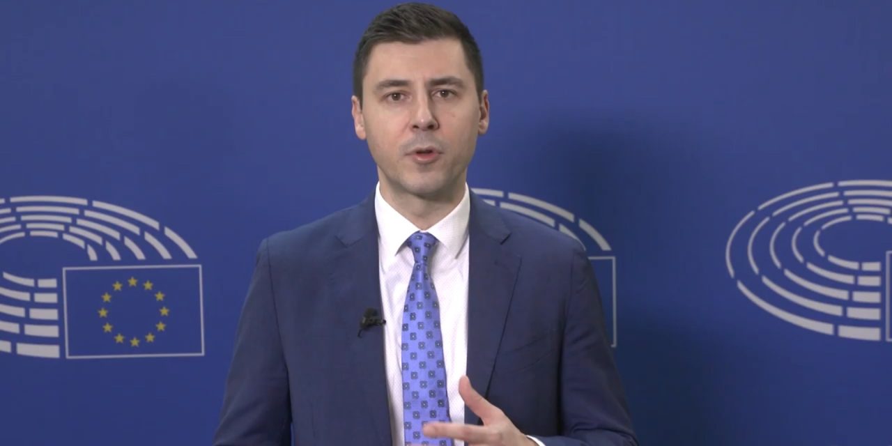 Fidesz: Elfogadhatatlanul elfogult az Európai Parlament éves Szerbia-jelentése