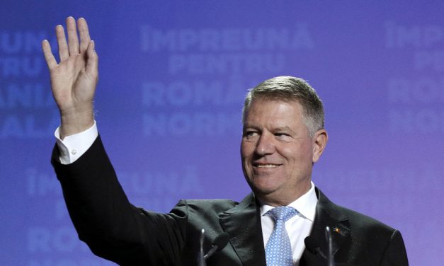 Romániai elnökválasztás – Exit poll: Klaus Iohannist választották újabb öt évre államfővé