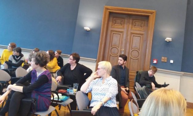 Színháztörténetek virtuális térben