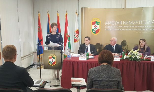 Mintegy hétszázmillió dinárral csökkent a Magyar Nemzeti Tanács idei költségvetése