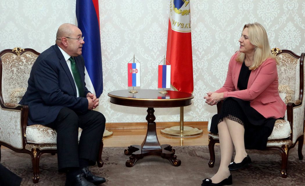 Pásztor: Vajdaság és a boszniai Szerb Köztársaság is életerős régió