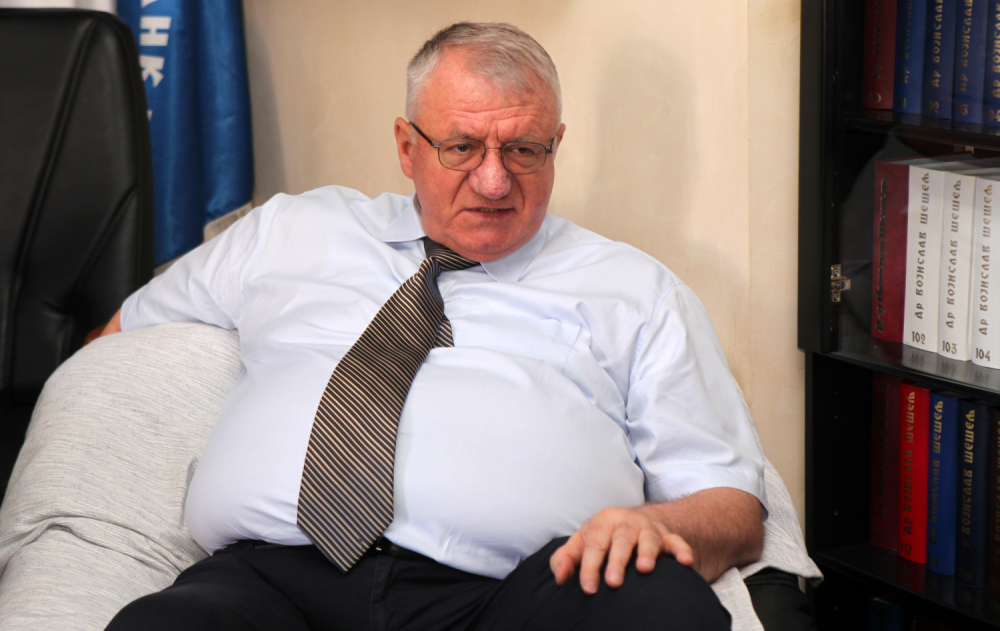 Šešeljt kizárták Milutin Jeličić-Jutka tárgyalásából