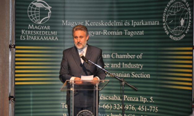 <span class="entry-title-primary">Beszólt a román nagykövet Semjénnek: Budapest nem támogathatja az erdélyi gazdákat</span> <span class="entry-subtitle">Háború lesz a két Orbán között?</span>