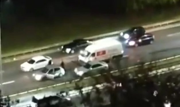 Újbelgrád: Tömegkarambol az autópályán
