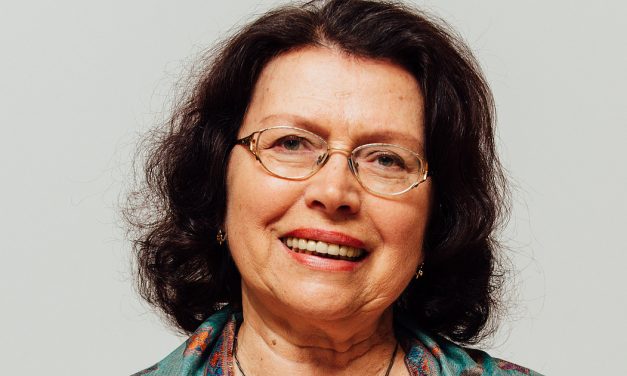 Ladik Katalin Pro Urbe címet vehet át a ferencvárosi önkormányzattól