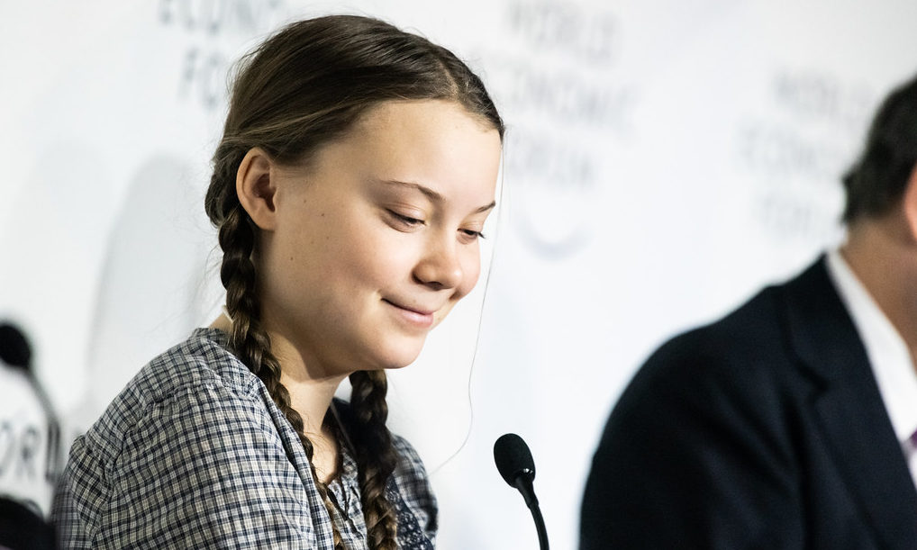 Greta Thunberg visszatér az iskolapadba
