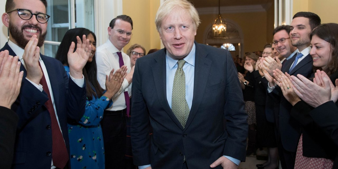 <span class="entry-title-primary">Biztos Boris Brexit: Bye-bye, Britain…</span> <span class="entry-subtitle">Rendkívüli lapszemlénk a brit választások eredményéről</span>