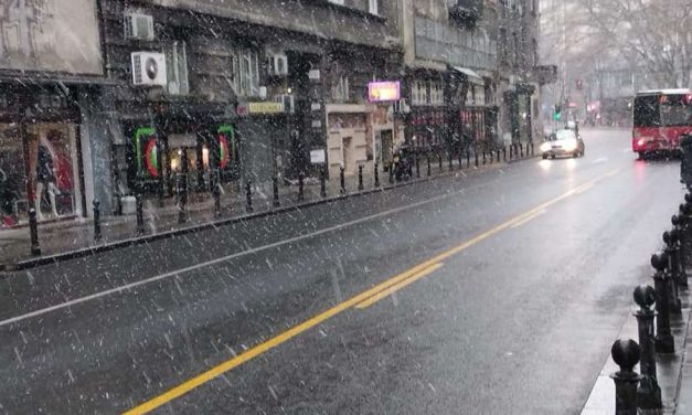Belgrádban és Újvidéken leesett az első hó (Fotók)