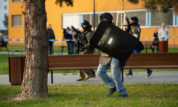 Lövöldözés egy cseh kórházban, hat halott