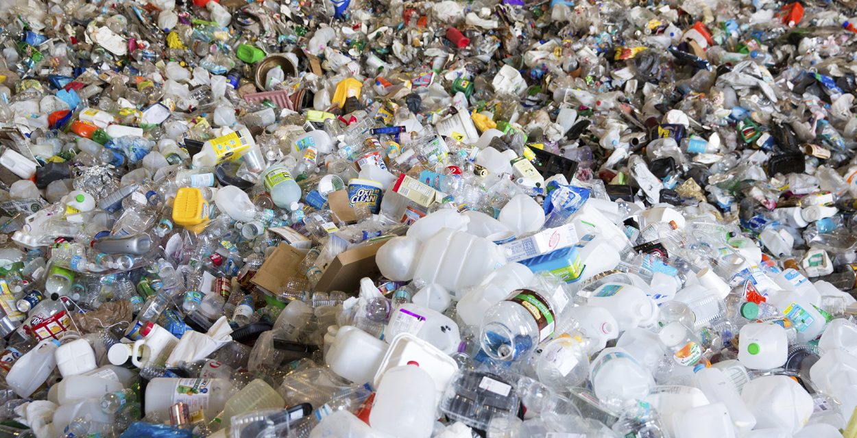 Kína betiltja az egyszer használatos műanyagokat