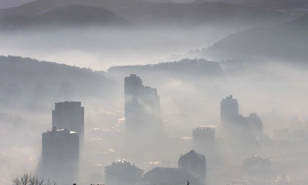 Hej, Dunáról fúj a szél, szegény embert mindig ér