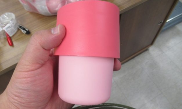 Visszahívja egyik utazóbögréjét az Ikea