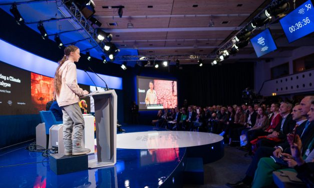 <span class="entry-title-primary">Davosi „varázs(hegy)”</span> <span class="entry-subtitle">Jubileumi megatrendek a politikában, gazdaságban és a civil aktivizmusban</span>