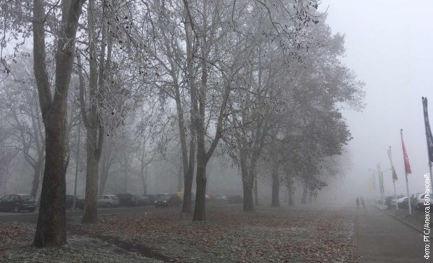 Vajdaság: Sűrű köd és vékony jégréteg