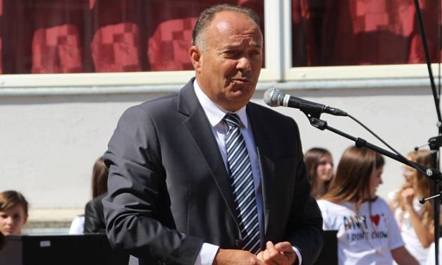 Mladen Šarčević szerint a közeljövőben robotok és holografikus kivetítők lesznek az iskolákban