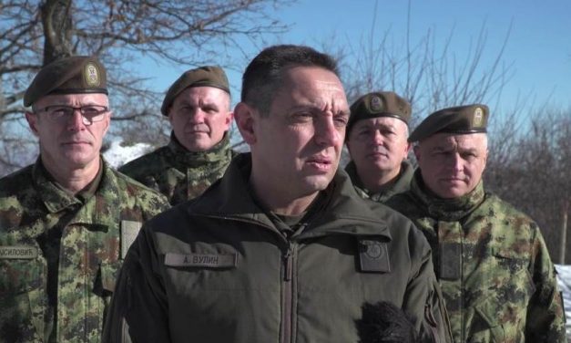 Katonai Szakszervezet: Fekete plakett Vulinnak – nemkívánatos munkaadónak nyilvánították a minisztert