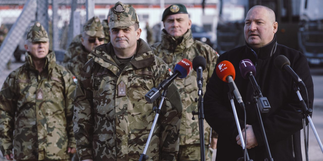 Magyarország megkétszerezi a határvédelemben részt vevő katonák számát