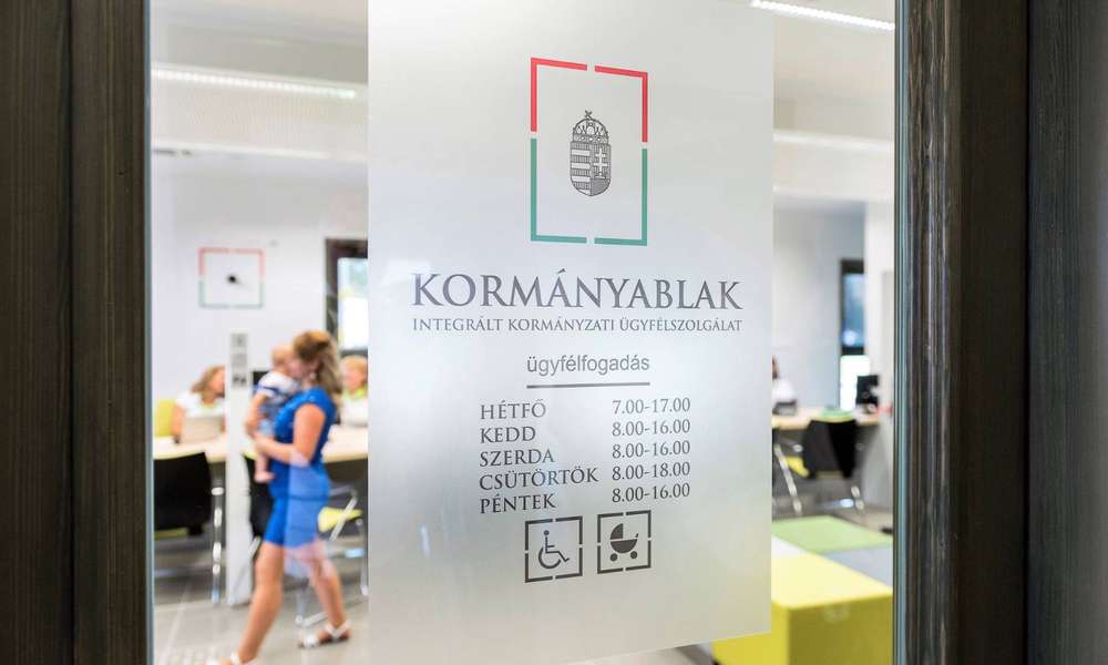 Tovább egyszerűsödik több, az állampolgárokat és a vállalkozásokat érintő ügyintézés Magyarországon