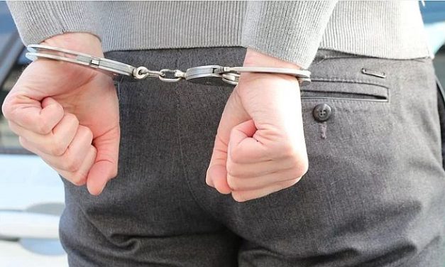 Álhírek terjesztése miatt előállították két montenegrói hírportál főszerkesztőjét