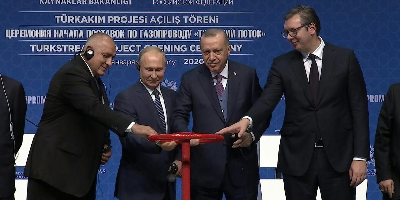 Hivatalosan is megnyitották a Török Áramlat gázvezetéket