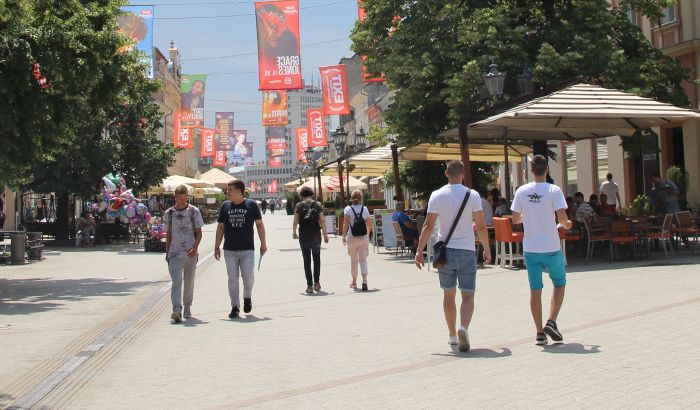 A szerbiai fiatalok többsége szerint az országnak egy erős vezetőre van szüksége