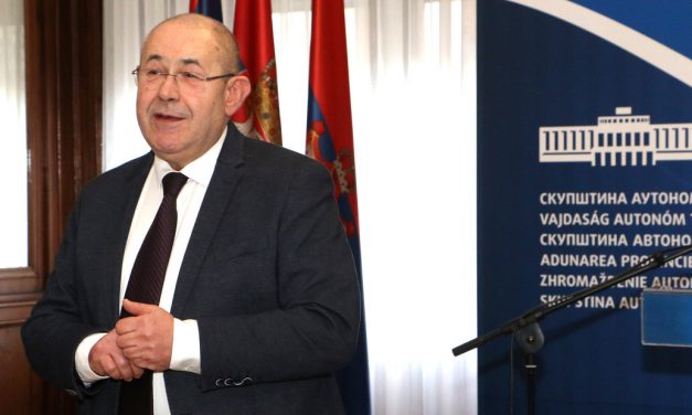 Pásztor nem vágyik másmilyen szerepre a választást követően
