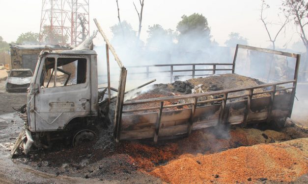 Nigériában szélsőségesek legkevesebb harminc civilt öltek meg, másokat elhurcoltak