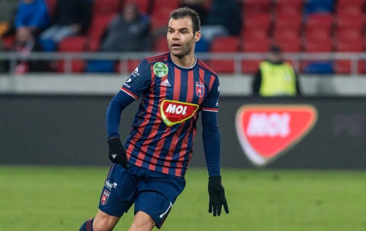 Nemanja Nikolić ismét magára öltheti a magyar címeres mezt?