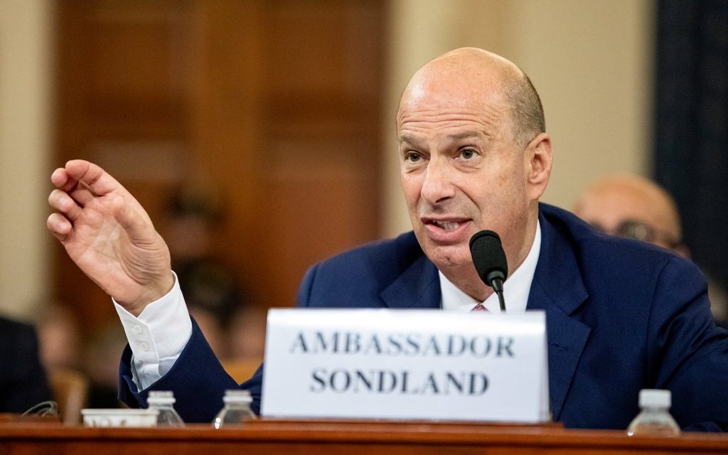 <span class="entry-title-primary">Most már bosszúhadjárat</span> <span class="entry-subtitle"> Gordon Sondland EU-nagykövet visszahívása – Trump saját támogatóját is leváltotta</span>