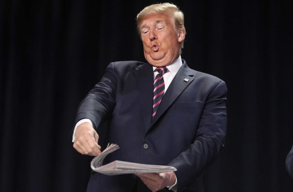 <span class="entry-title-primary">A bolsevizmus kísértete járja be Trumpisztánt</span> <span class="entry-subtitle">Szitokszórás az imareggelin meg a diadalünnepen – Trump Jézus szavaival vagdalózott</span>