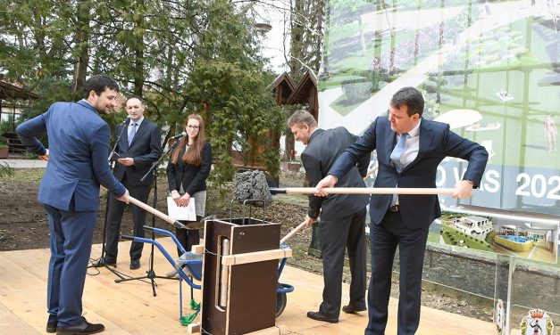 Ada: Letették a Wellness Központ alapkövét