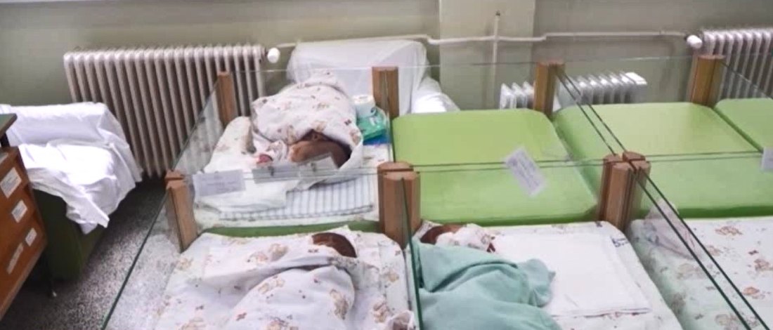 Nela Kuburović: Mi legalább megpróbálunk megoldást találni az eltűnt babák problémájára