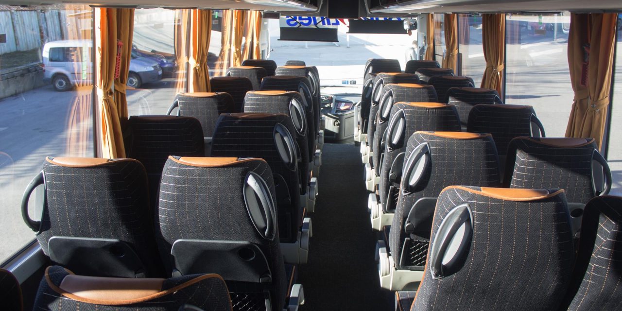 Helyjegye volt a menekültnek, mégsem ülhetett le