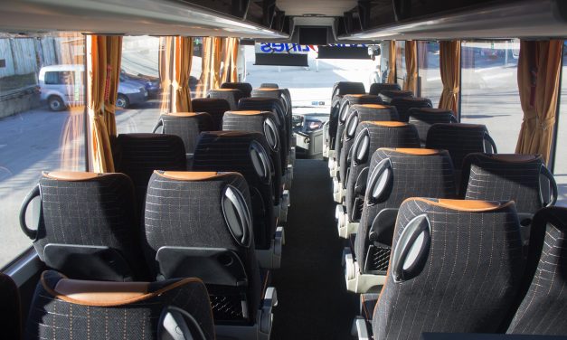 Helyjegye volt a menekültnek, mégsem ülhetett le