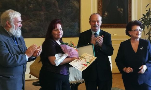 Másodszor kapta meg a Jókai-díjat a zentai Gál Hedda