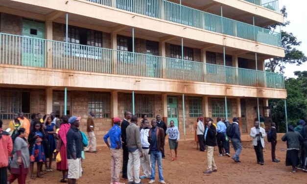 Tizenhárom kisiskolás halt meg egy tülekedésben Kenyában