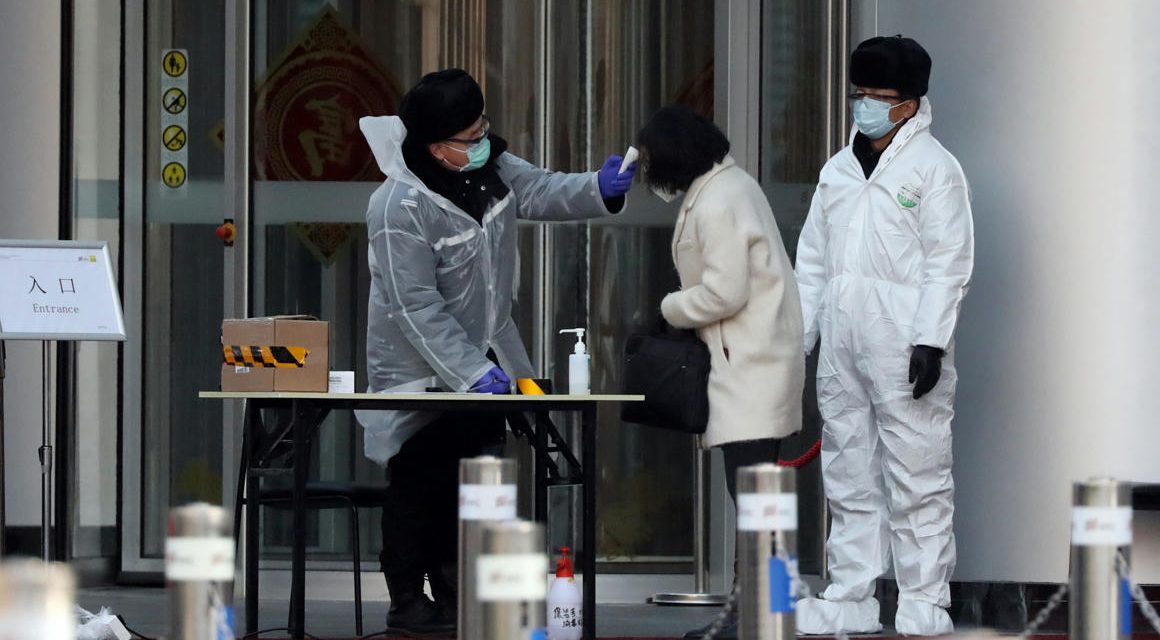 Koronavírus: Kilencszáz felett a halottak száma