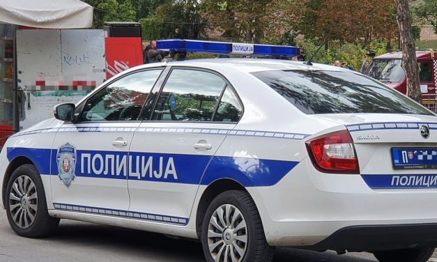 Fiatal huligánok gyújtottak fel egy 16 éves fiút Újvidéken