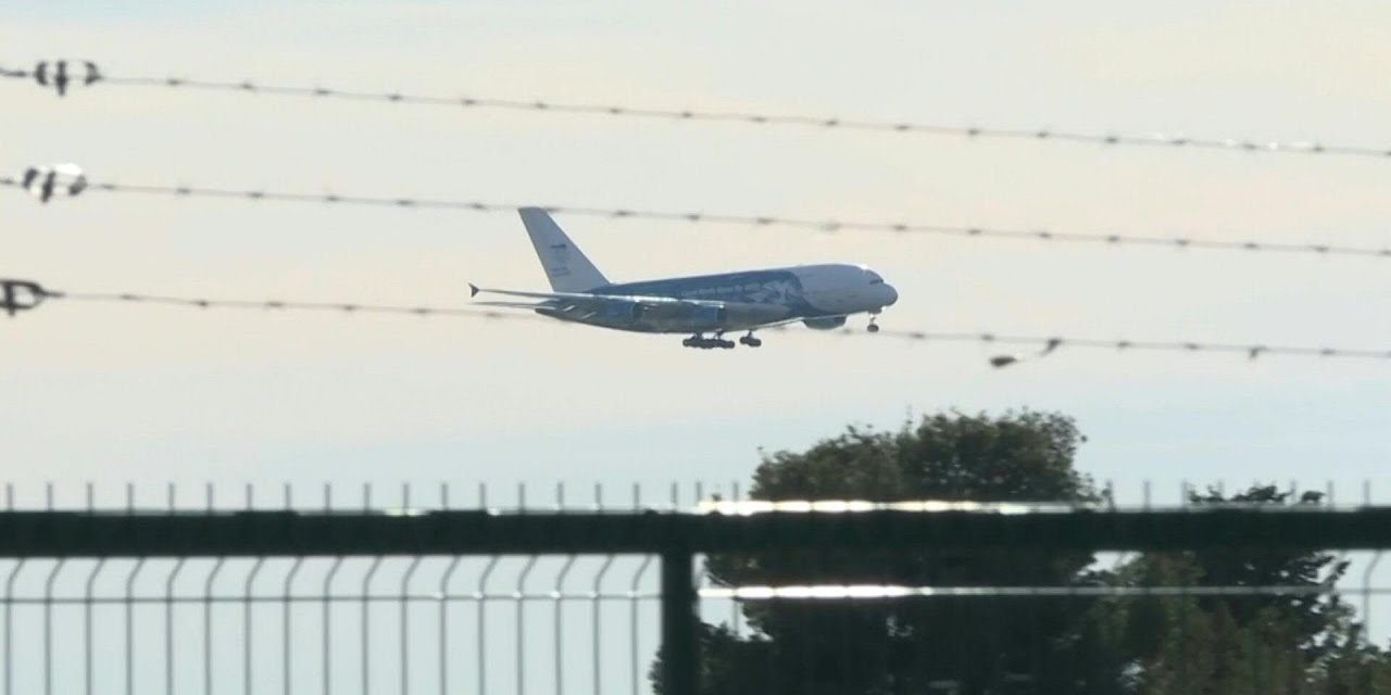 Megérkeztek Franciaországba a Vuhanból kimenekített szerbiai állampolgárok