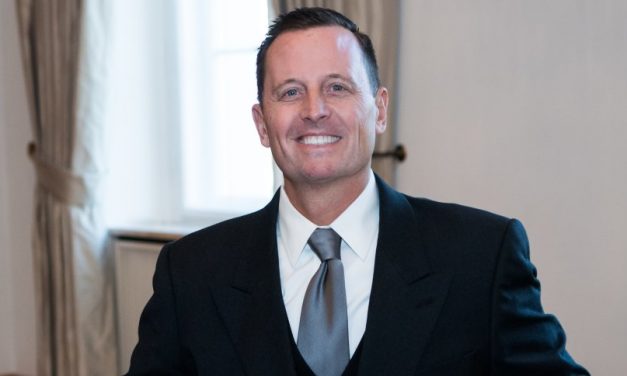 Richard Grenell: Washington nem támogatja a szerb-koszovói területcserét