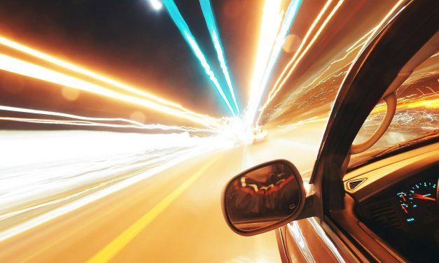 Oroszországban 150 km/órára emelik a sebességhatárt